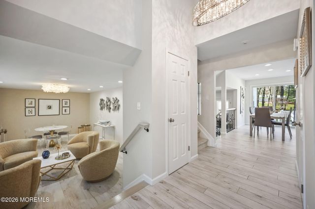 20 Colts Run, Marlboro, NJ 07746