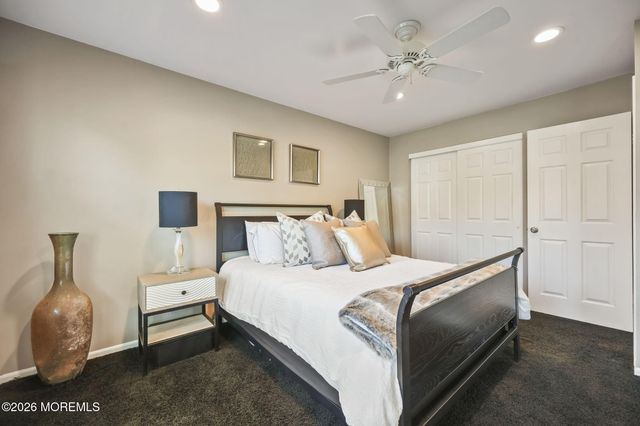 20 Colts Run, Marlboro, NJ 07746