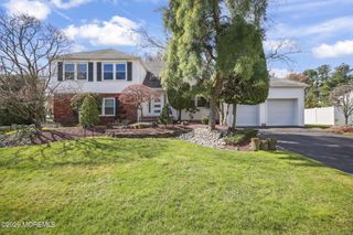 20 Colts Run, Marlboro, NJ 07746