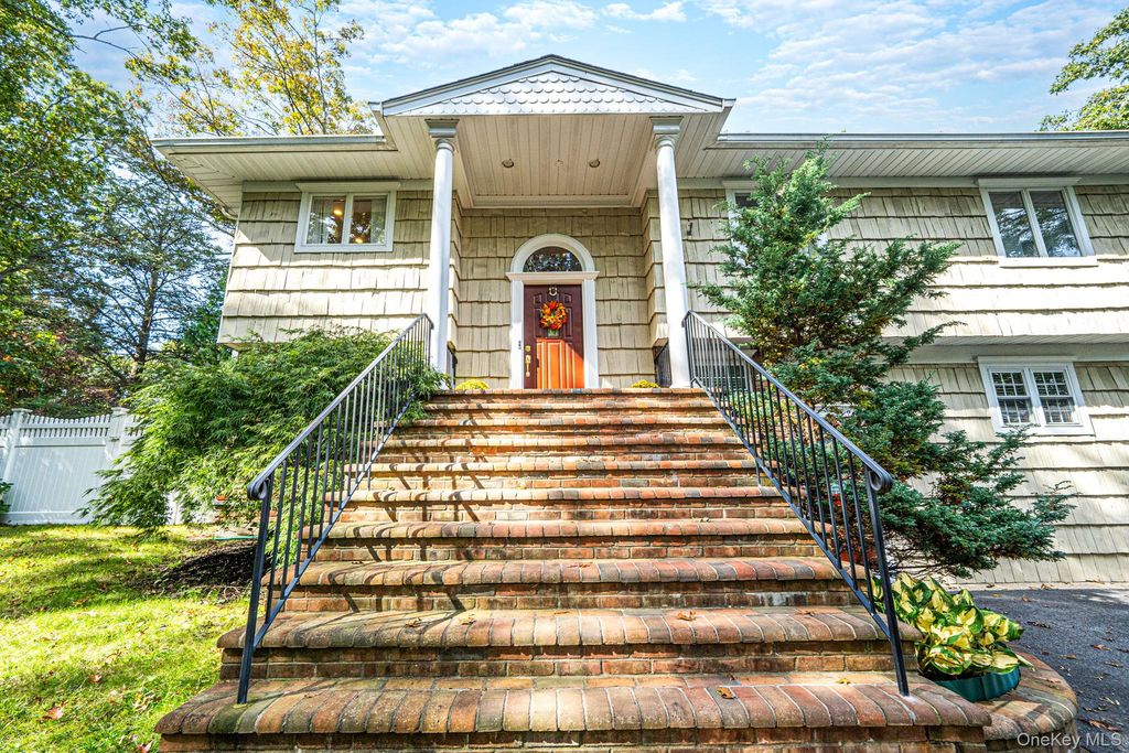 6 Wyandanch Boulevard, Smithtown, NY 11787 — photo 3