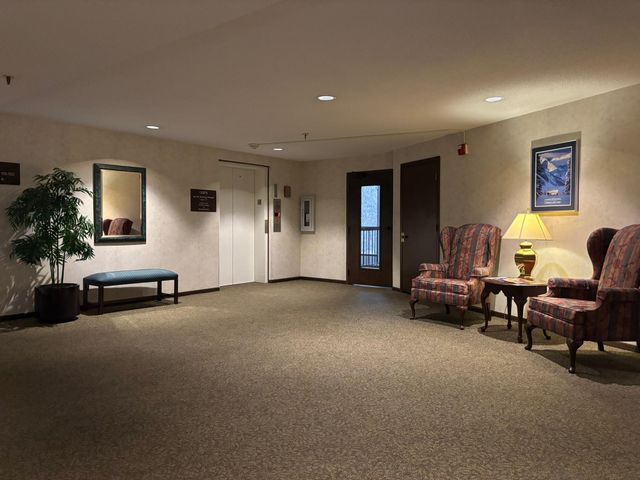 9600 Portland Avenue S 107, Bloomington, MN 55420