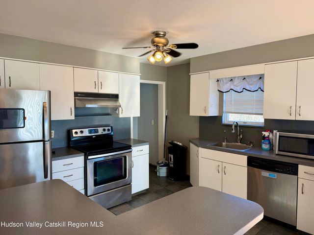 24 Howard Hall Road, Catskill, NY 12414