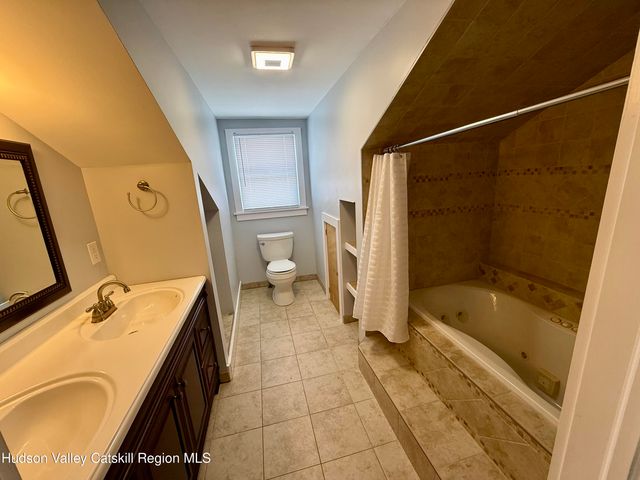 24 Howard Hall Road, Catskill, NY 12414