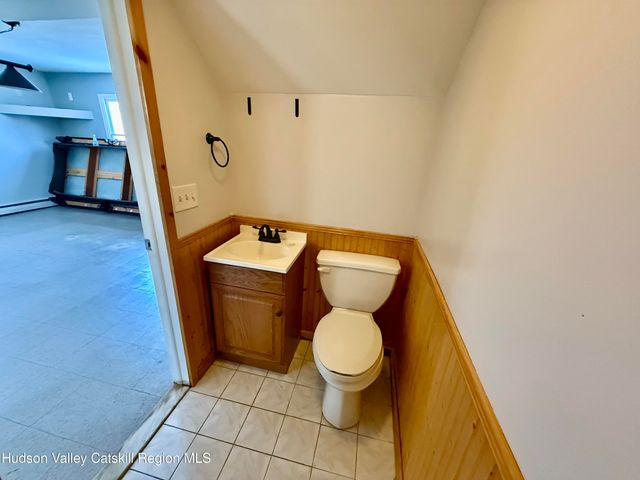 24 Howard Hall Road, Catskill, NY 12414