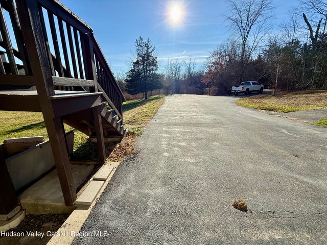 24 Howard Hall Road, Catskill, NY 12414