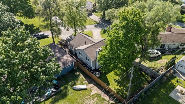 1008 Beachland Boulevard, Waterford, MI 48328