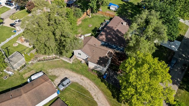 1008 Beachland Boulevard, Waterford, MI 48328