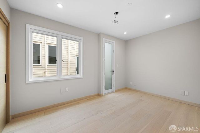 1655 Beach Street, San Francisco, CA 94123