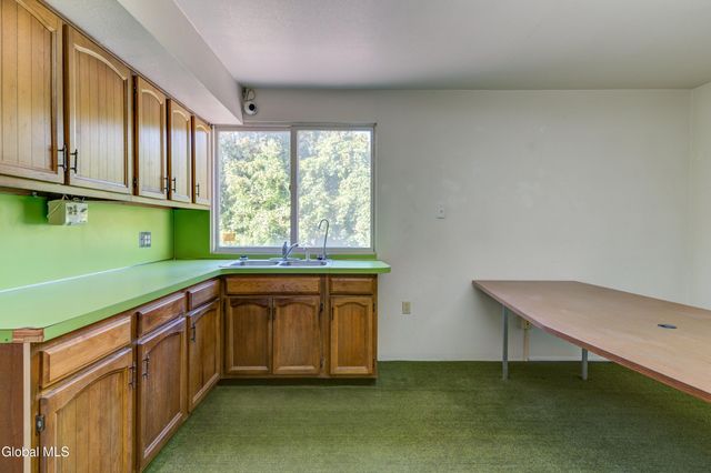 34 Russell Road, Colonie, NY 12205