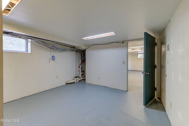 34 Russell Road, Colonie, NY 12205