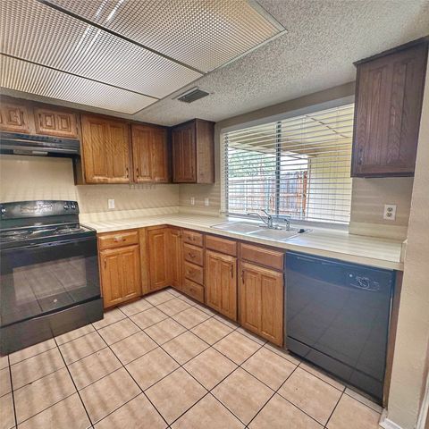 205 Glenwood Drive, Coppell, TX 75019