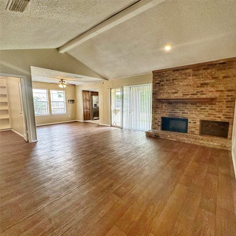 205 Glenwood Drive, Coppell, TX 75019