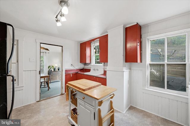 11 W GERMAIN ST, Winchester, VA 22601