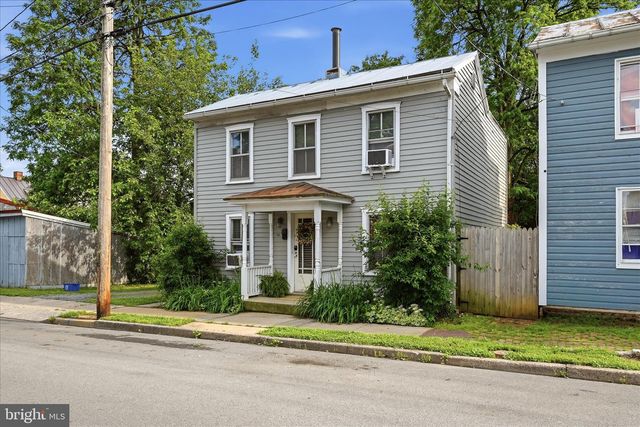 11 W GERMAIN ST, Winchester, VA 22601