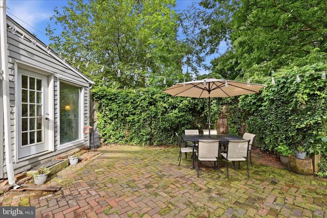 11 W GERMAIN ST, Winchester, VA 22601