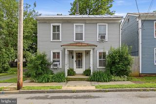 11 W GERMAIN ST, Winchester, VA 22601