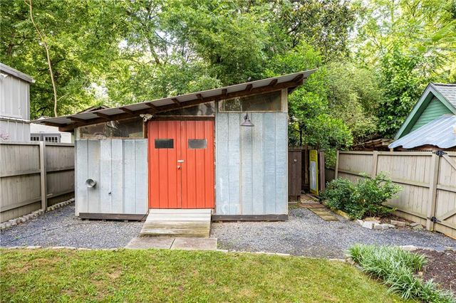 182 Estoria Street SE, Atlanta, GA 30316