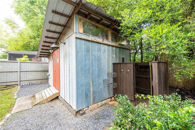 182 Estoria Street SE, Atlanta, GA 30316