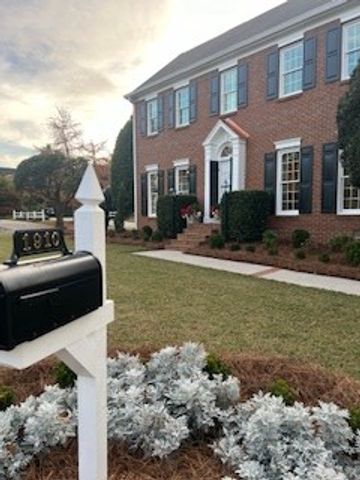 1910 Fairfield Drive, Dalton, GA 30720