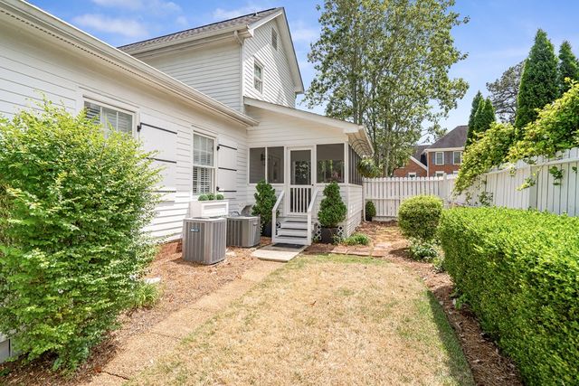 1910 Fairfield Drive, Dalton, GA 30720