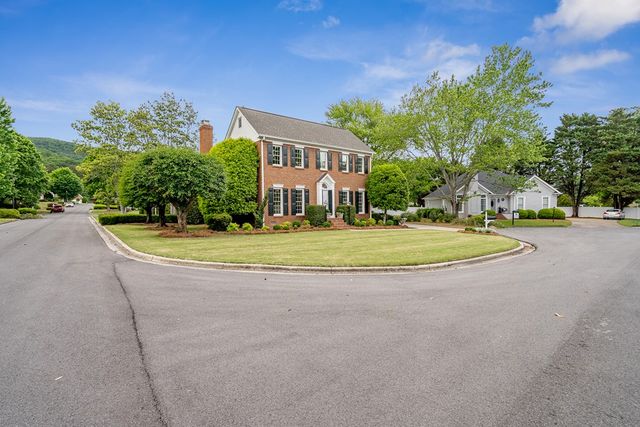 1910 Fairfield Drive, Dalton, GA 30720