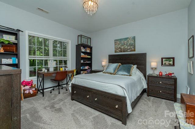 205 Chickadee Drive, Lexington, NC 27292