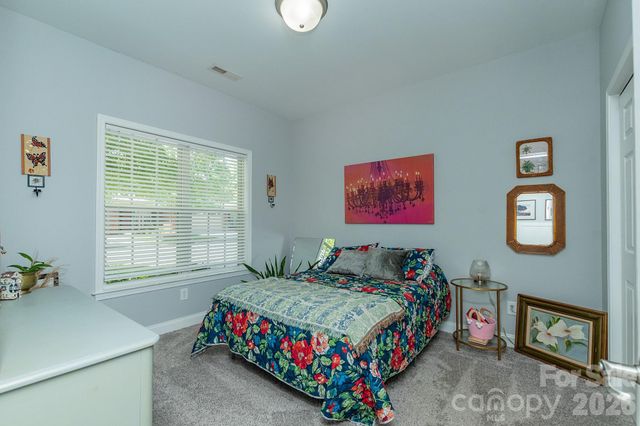 205 Chickadee Drive, Lexington, NC 27292