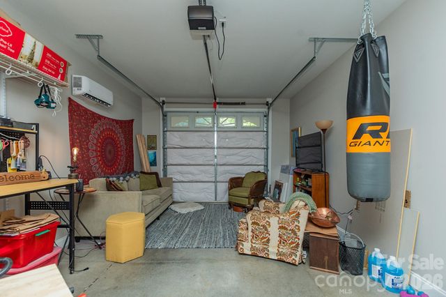 205 Chickadee Drive, Lexington, NC 27292