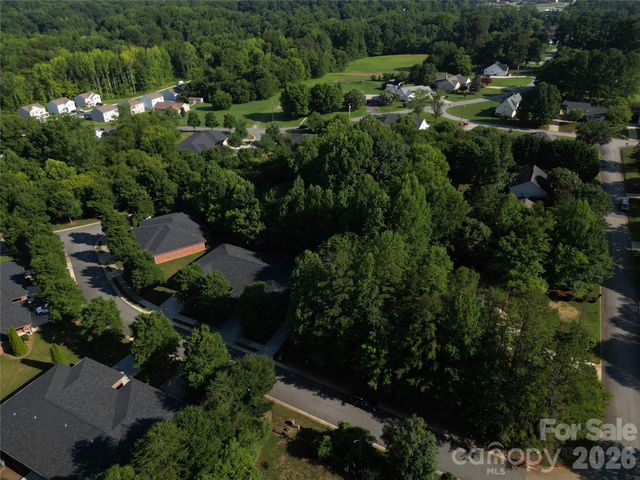 205 Chickadee Drive, Lexington, NC 27292