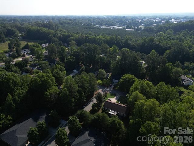 205 Chickadee Drive, Lexington, NC 27292