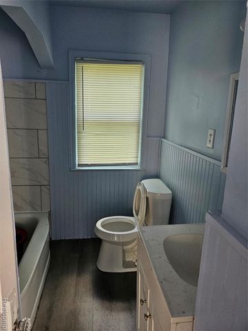 15340 Braile, Detroit, MI 48223