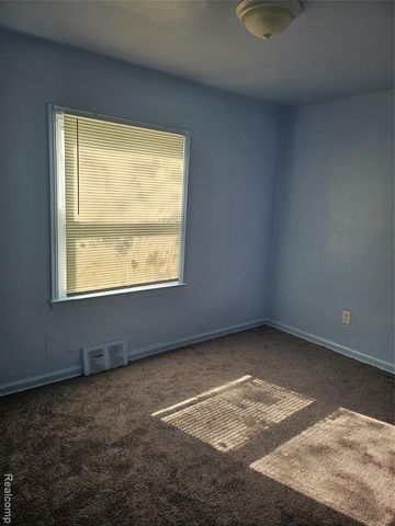 15340 Braile, Detroit, MI 48223