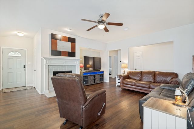 5440 Cameron Drive, Grand Prairie, TX 75052