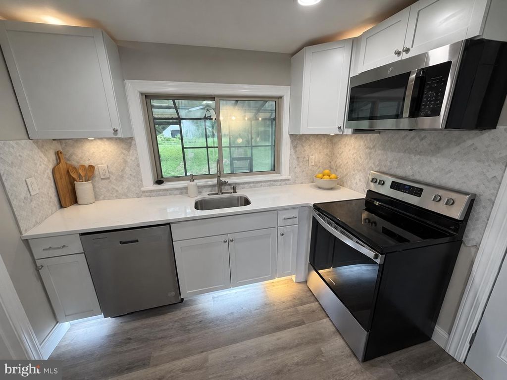 2650 MORRIS RD, Lansdale, PA 19446