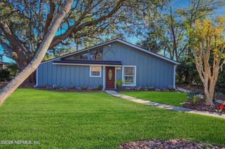 10123 LEISURE Lane N, Jacksonville, FL 32256