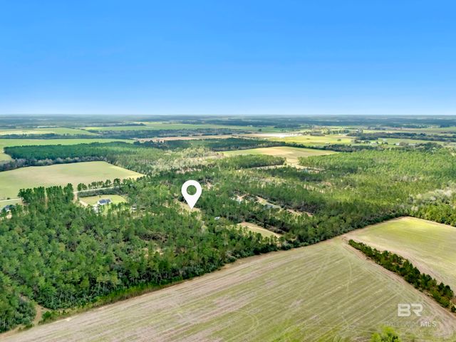 30247 GARDNER Road, Elberta, AL 36530