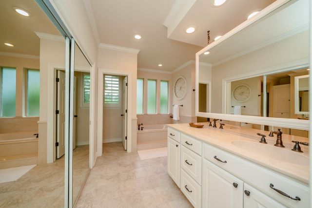 1020 Shadowood Dr, Marshall, TX 75672