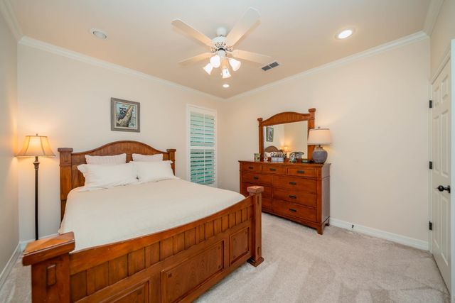 1020 Shadowood Dr, Marshall, TX 75672