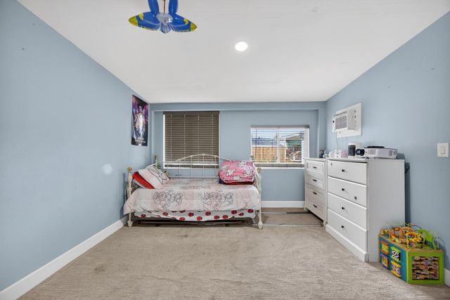 4233 Alan Dr, North Highlands, CA 95660