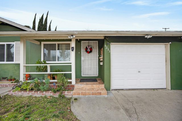 4233 Alan Dr, North Highlands, CA 95660