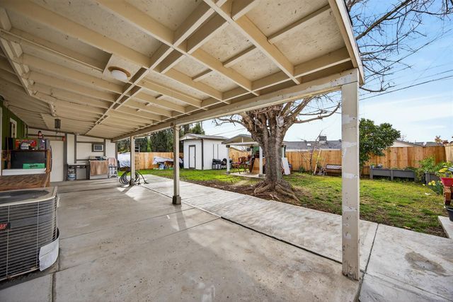 4233 Alan Dr, North Highlands, CA 95660