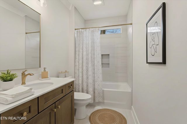 8151 Nubbin Ridge Rd, Knoxville, TN 37919