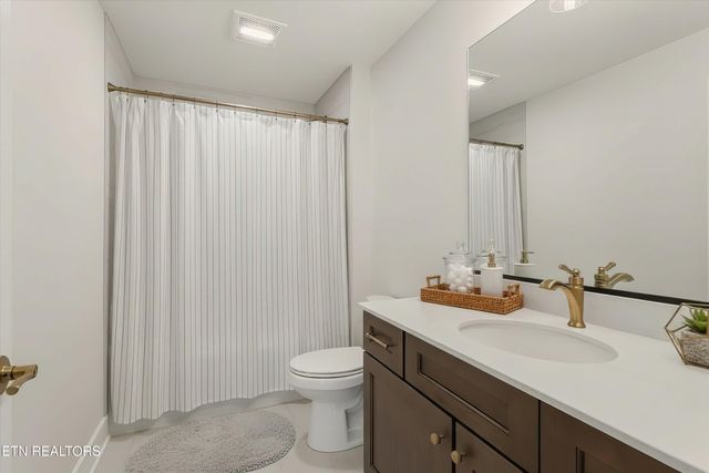 8151 Nubbin Ridge Rd, Knoxville, TN 37919