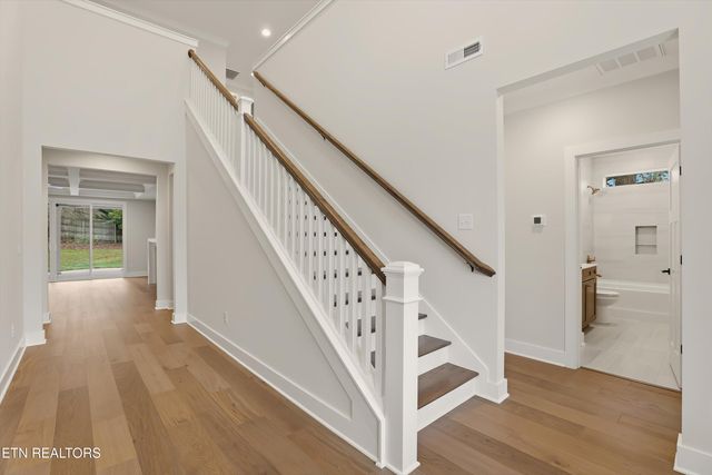 8151 Nubbin Ridge Rd, Knoxville, TN 37919