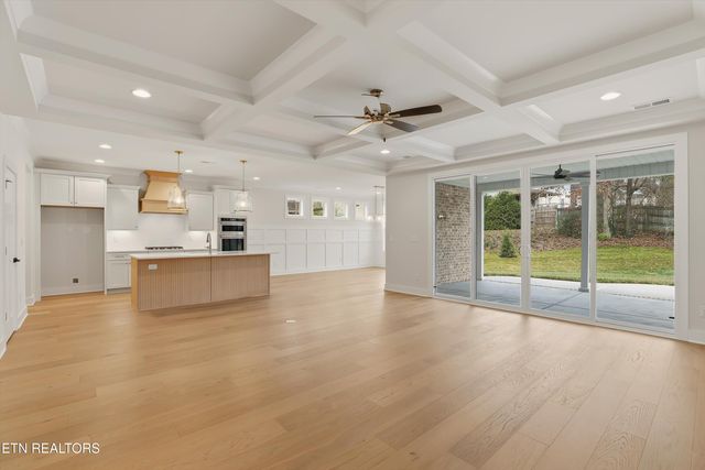 8151 Nubbin Ridge Rd, Knoxville, TN 37919