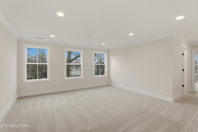 8151 Nubbin Ridge Rd, Knoxville, TN 37919