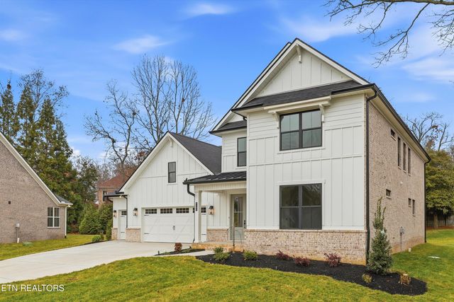 8151 Nubbin Ridge Rd, Knoxville, TN 37919