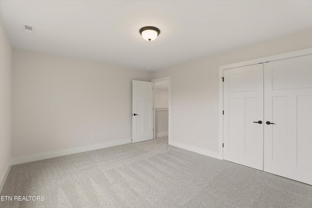 8151 Nubbin Ridge Rd, Knoxville, TN 37919