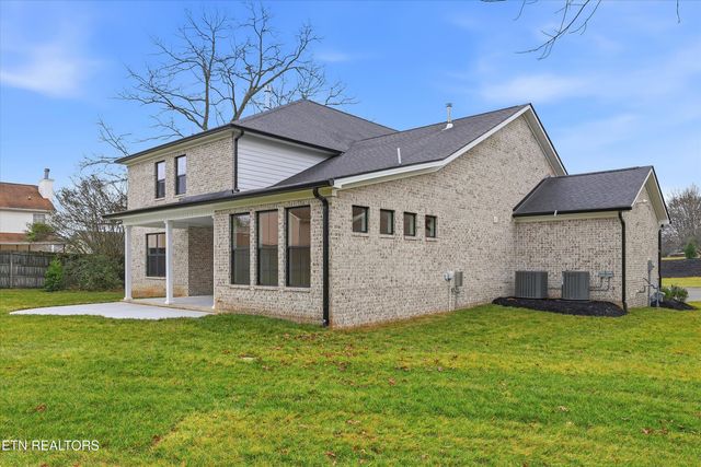 8151 Nubbin Ridge Rd, Knoxville, TN 37919