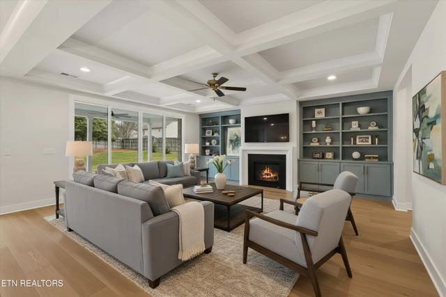 8151 Nubbin Ridge Rd, Knoxville, TN 37919